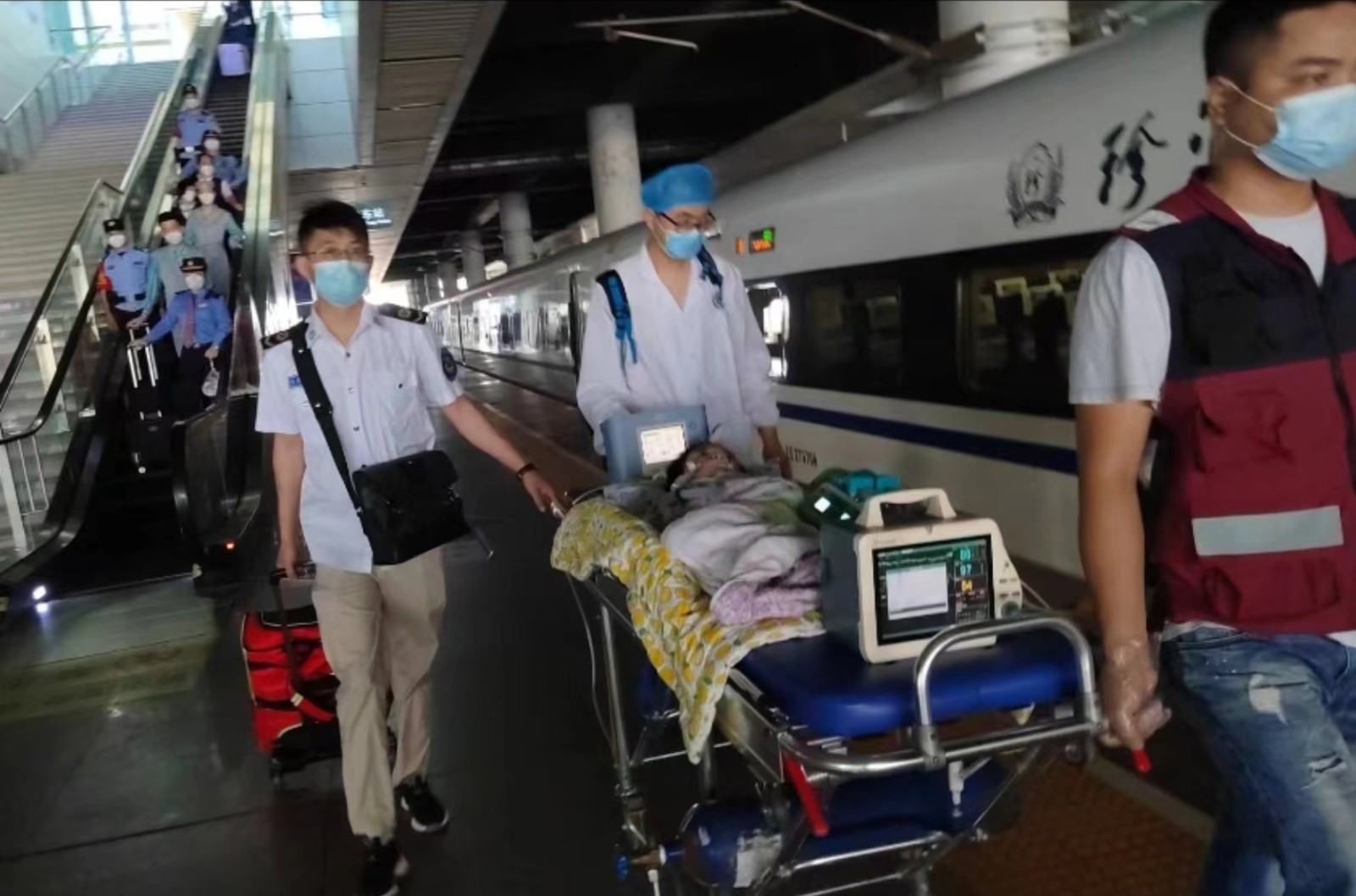 西乡县高铁转运公司